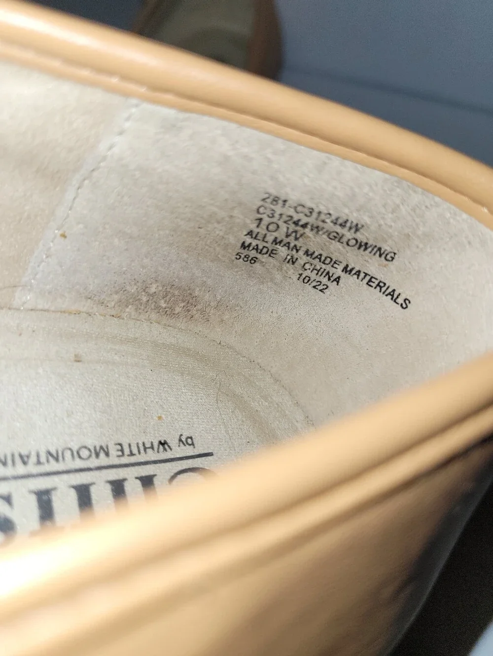 Cliffs by WHITE MOUNTAIN Size 10 Camel Tan Loafers